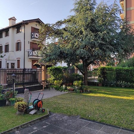 Casa Al Mare Apartment Lido di Venezia Exterior photo